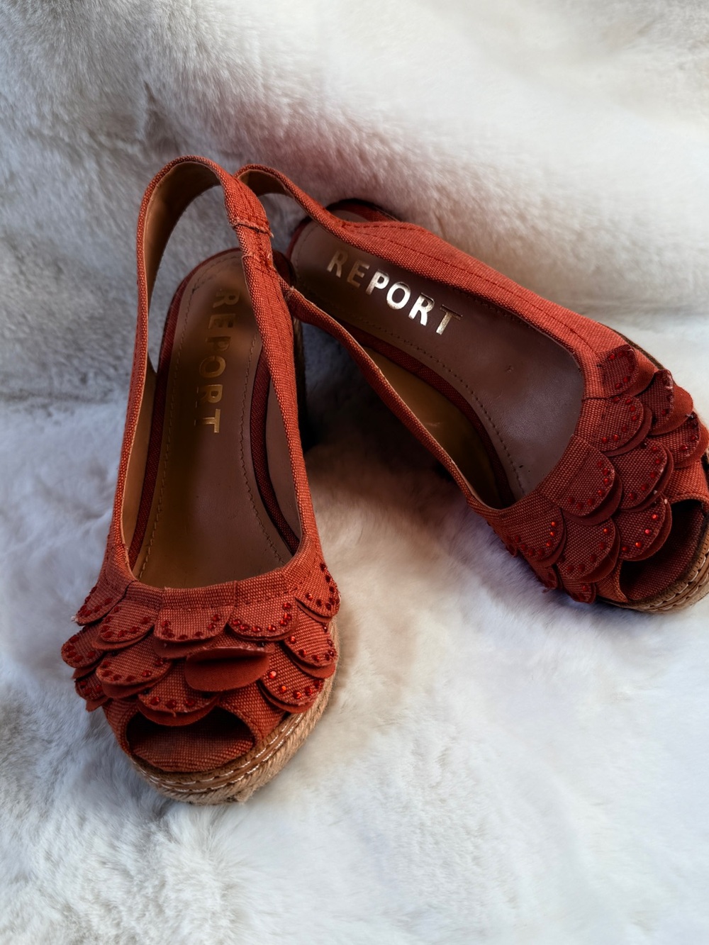Report Rust Red Scalloped Peep-Toe Slingback Wedge Sandals